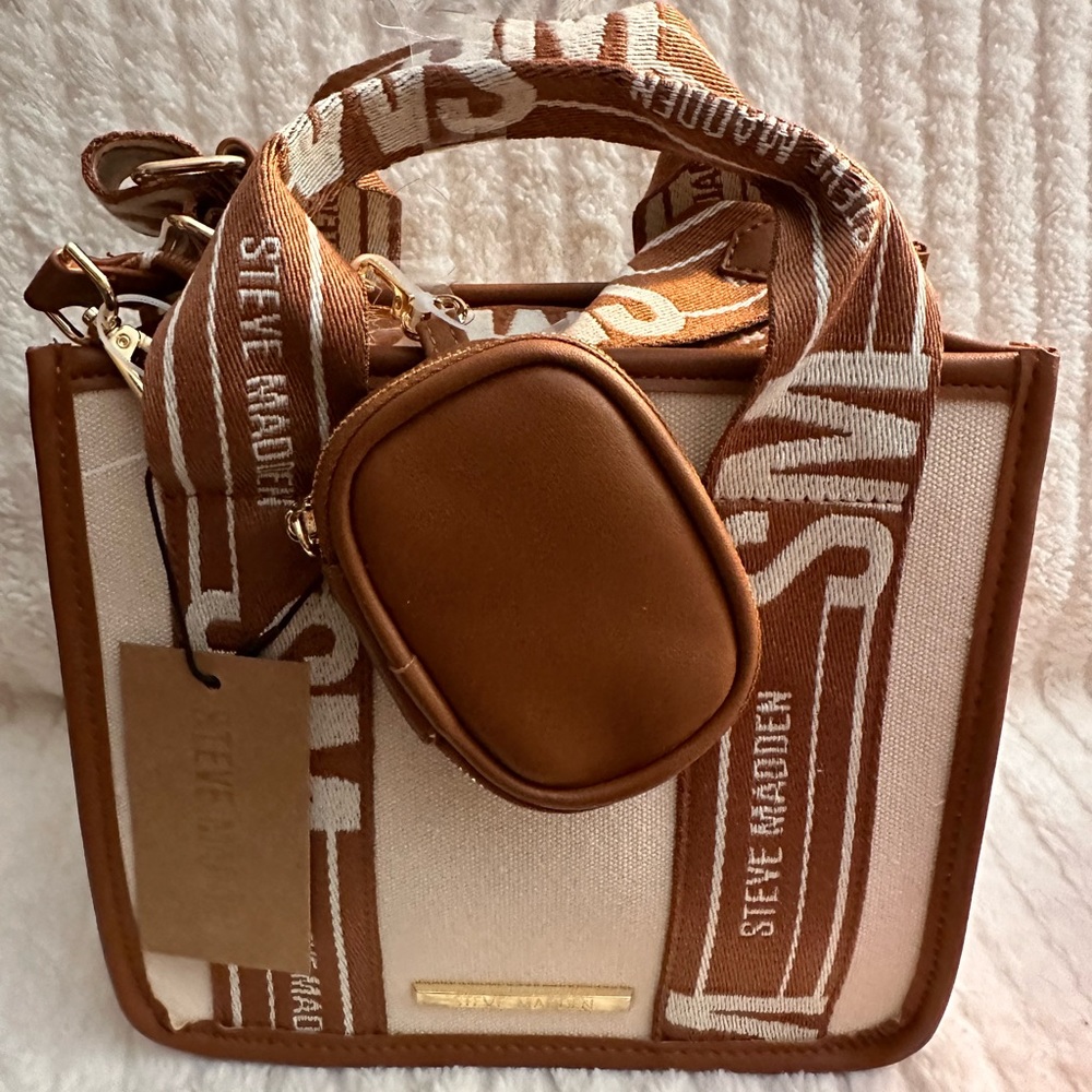 NWT Steve Madden Crossbody/Canavs/Tote w/AirPod Case -Cognac